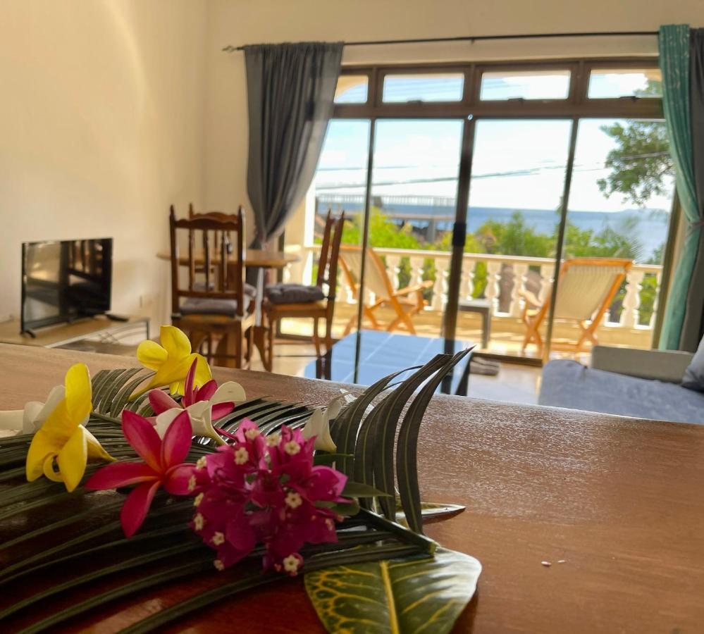 Jardin Marron Apartment Baie Sainte Anne Luaran gambar