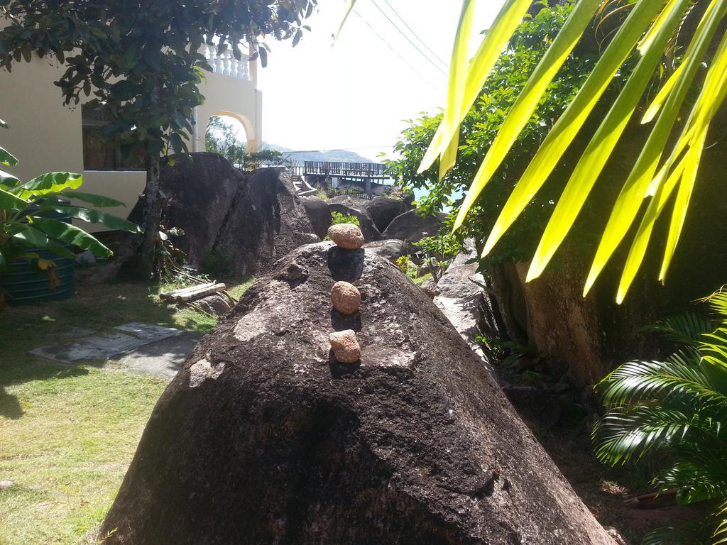 Jardin Marron Apartment Baie Sainte Anne Luaran gambar