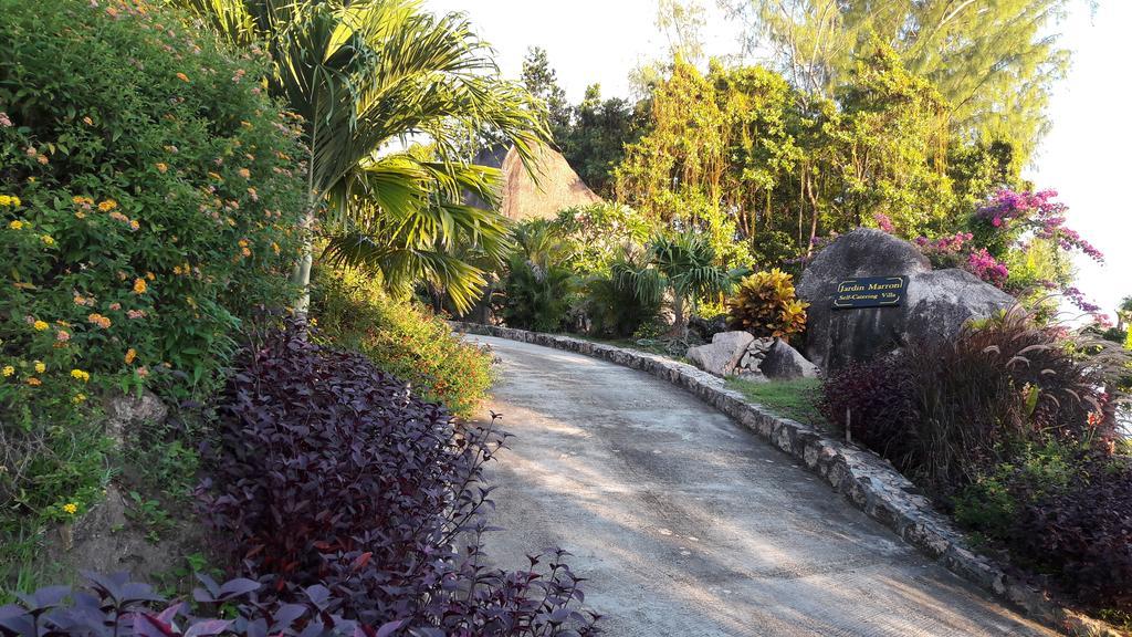 Jardin Marron Apartment Baie Sainte Anne Luaran gambar